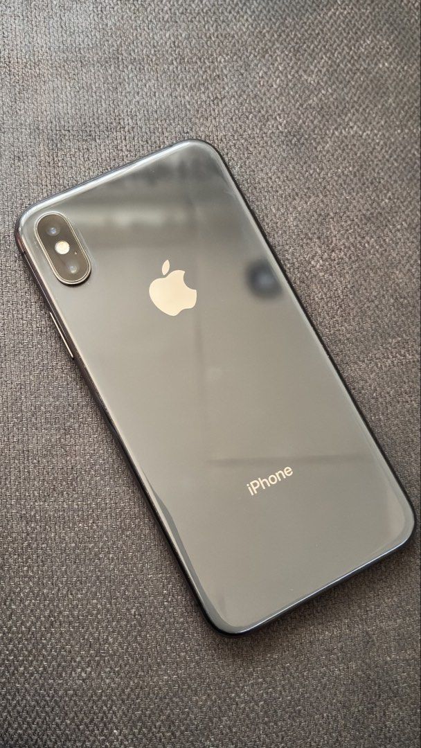 Iphone X 256gb Factory Unlocked (Category: iPhone X Series) located in Iligan City. Submitted by bheegdaddy (Listing ID 1468955791, Image 3). Description: All Good working condition except for the battery (for service battery replacement). Pwede naman gamitin but wont last long need to charge it from time to time. Thru shipping and the buyers expense. Thank You..