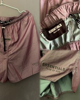 (Category: ) located in . Submitted by luxewearhub (Listing ID 1468986861, Image 1). Description: .