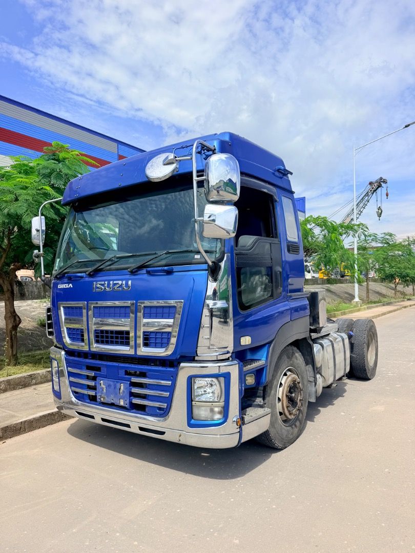 Isuzu giga (Category: Heavy Vehicles) located in Subic. Submitted by shukrynawf30426 (Listing ID 1468936821, Image 1). Description: tractor head euro 4.