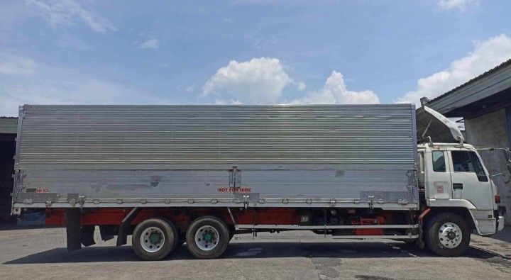 Isuzu Wing Van For Sale (Category: Heavy Vehicles) located in Bacolod City. Submitted by newfox.bbc816 (Listing ID 1468932673, Image 2). Description: Engine: 10PC Model: 2019 Fuel: Diesel in running condition.