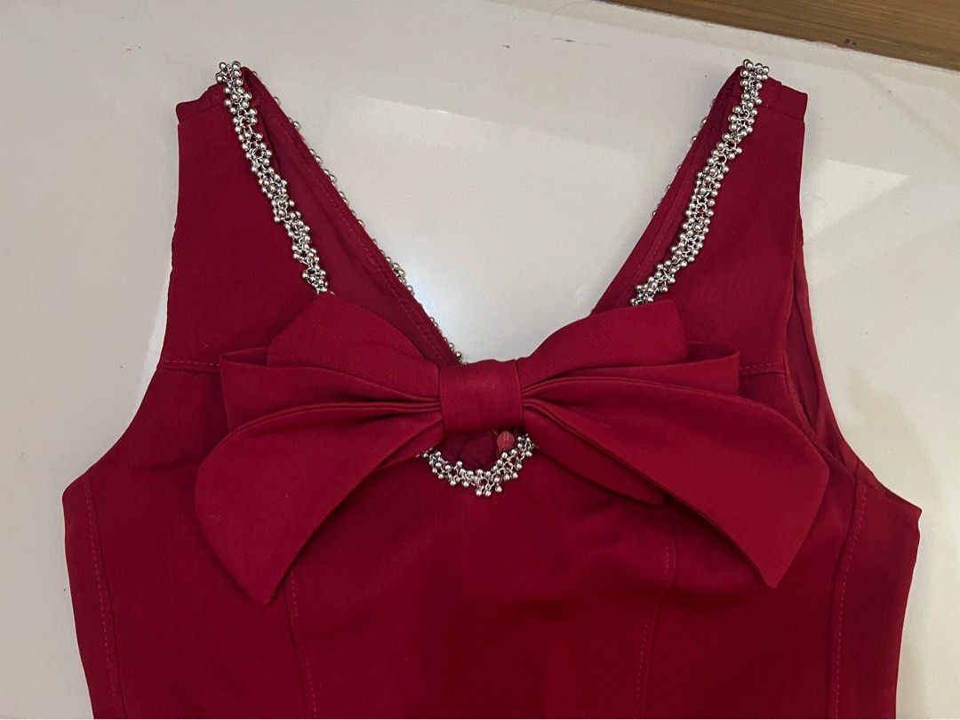 IT Girl dress (read description) (Category: Dresses) located in Manila. Submitted by thriftsteer (Listing ID 1468930816, Image 1). Description: - worn once - bought early 2026 - bought bnew - no issues - sizing can go from Small - Medium.
