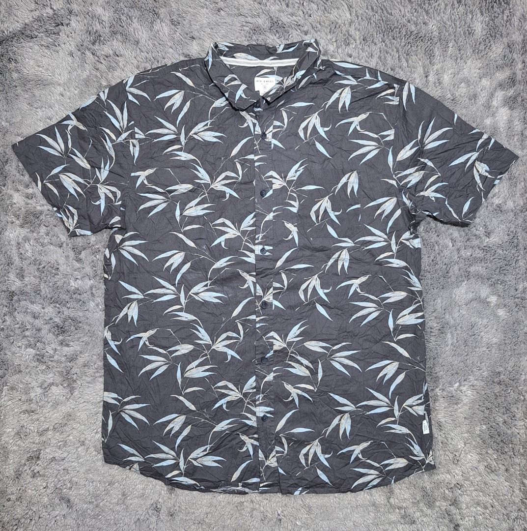 Jack Oneill (Category: Tshirts & Polo Shirts ) located in Calatrava. Submitted by freecyclethreads (Listing ID 1469002456, Image 1). Description: Jack O'Neill Size: XLarge Dimes: L-30, W-23.5 Excellent Condition Need wash P550 + sf.