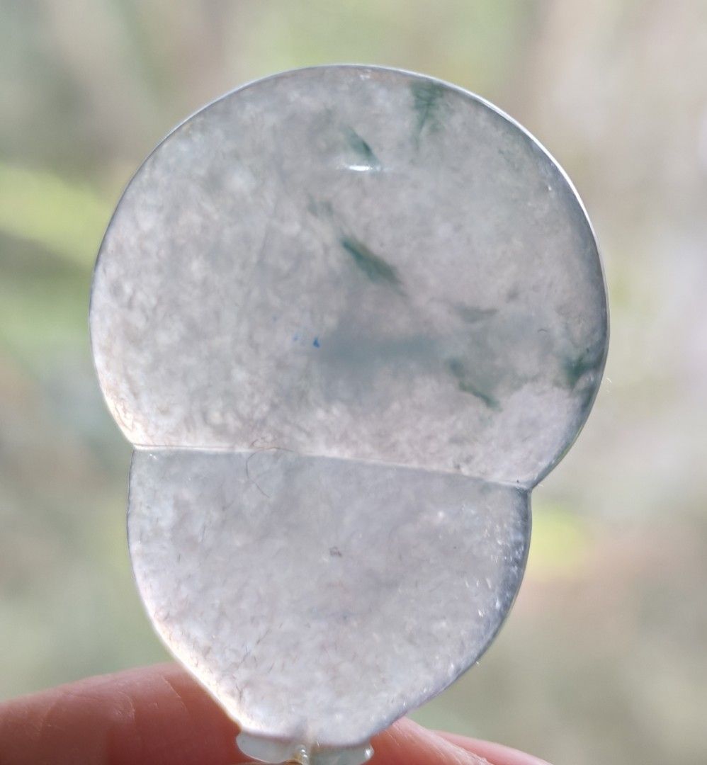 Jadeite Icy Piao Hua set 😍😍😍 (Category: Rings) located in Bacoor. Submitted by jadeitemaster (Listing ID 1468971294, Image 1). Description: Only one set 😍 Super Rare!!!! A set to be hold! Ring set in s925 Hulu Pendant in k18 With certificate from legit chinese gem laboratory testing. 100% type A Jadeite Guarantee. So beautiful set my latest project. The ring I set in adjustable s925 as this is icy piao hua 12mm bead which you can later drill 
