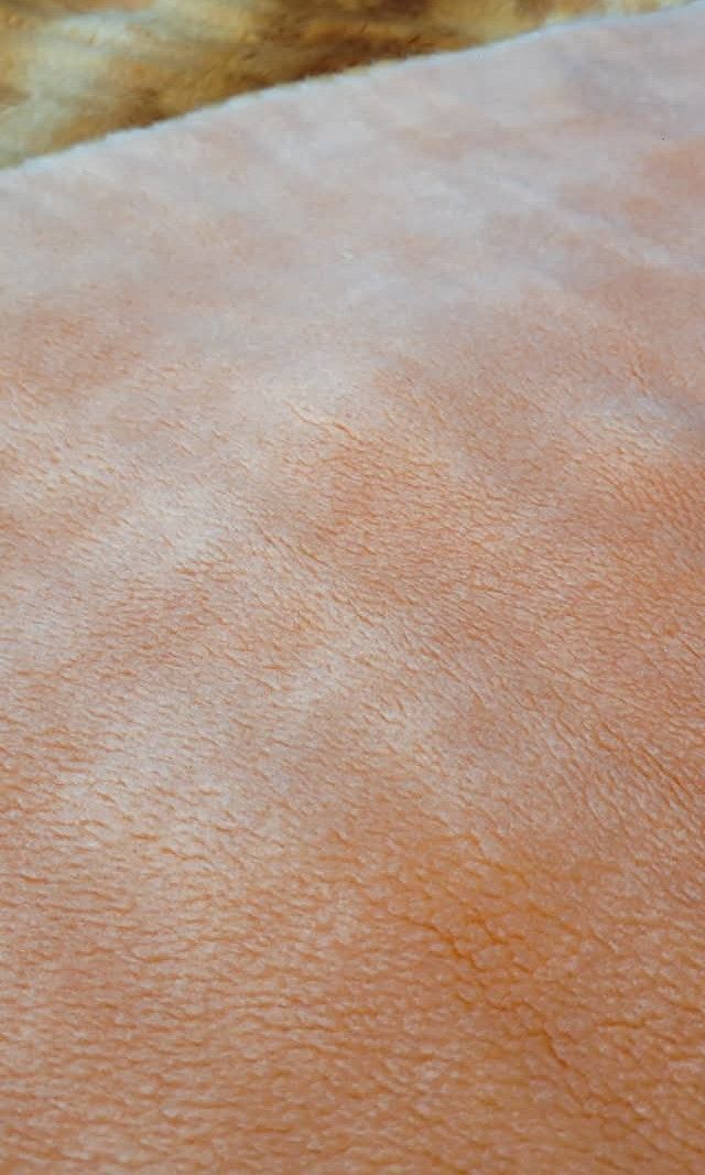 JAPAN PREMIUM MINK BLANKET (Category: Bedding & Towels) located in Sablan. Submitted by gongonshelley12 (Listing ID 1469005093, Image 3). Description: JAPAN PREMIUM THICK MINK BLANKET 150 X 200 CM LIKE NEW CONDITION PWEDE DIN BED TOPPER ANG KAPAL SOBRANG GANDA PO NITO LALO SA ACTUAL ITO YUNG MINK NA MAGANDANG KLASE, YUNG SOBRANG LAMBOT PREMIUM QUALITY, PANG MAYAMAN.