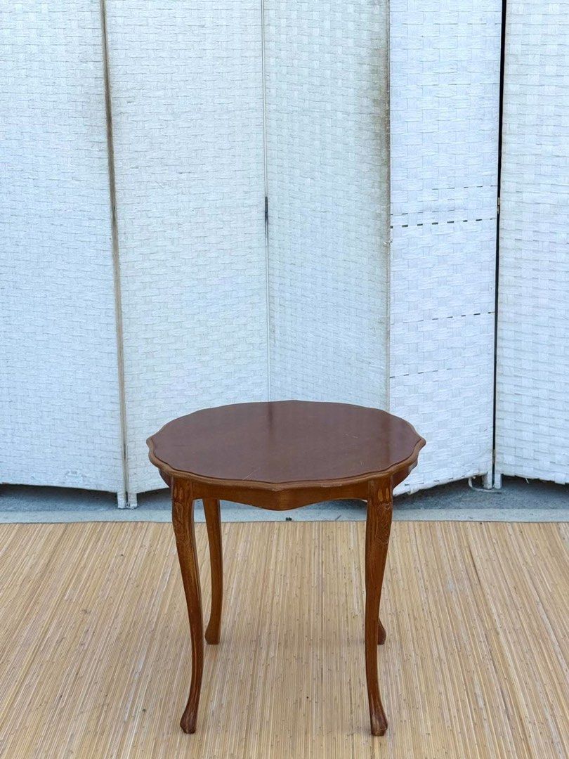 JAPAN SURPLUS ELEGANT STYLE SIDE TABLE/CENTER TABLE IN GOOD CONDITION (Category: Tables & Sets) located in Manila. Submitted by jerichocal17856 (Listing ID 1468968900, Image 3). Description: JAPAN SURPLUS ELEGANT STYLE SIDE TABLE/CENTER TABLE IN GOOD CONDITION SIZE: 22H x 23D inches.