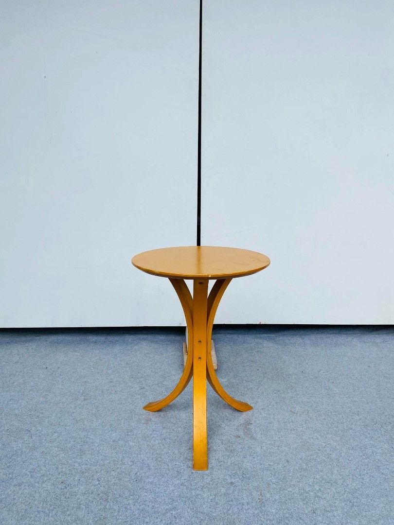 JAPAN SURPLUS" MODERN SIDE TABLE / SMALL COFFEE TABLE (Category: Tables & Sets) located in Manila. Submitted by adrian_ocean (Listing ID 1468966890, Image 1). Description: "JAPAN SURPLUS" MODERN SIDE TABLE / SMALL COFFEE TABLE SIZE: 16D" x 21H" inches (AS-IS ITEM) IN GOOD CONDITION.