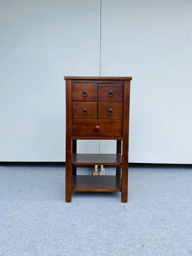 “JAPAN SURPLUS” SMALL CONSOLE TABLE (Category: Tables & Sets) located in Manila. Submitted by jerichocal17856 (Listing ID 1468977844, Image 1). Description: “JAPAN SURPLUS” SMALL CONSOLE TABLE SIZE: 18L” x 16W” x 34H” inches (AS-IS ITEM) IN GOOD CONDITION.