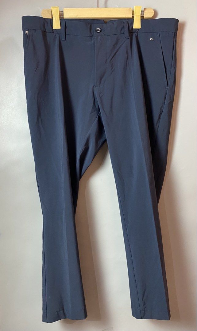 j.lindeberg Pants (Category: Trousers) located in Quezon City. Submitted by loloyz123 (Listing ID 1469097283, Image 1). Description: J.LINDEBERG Pants Condition: Very good Color rate: 10/10 Color: Navy Size: L: 38.5 W:20 inches.