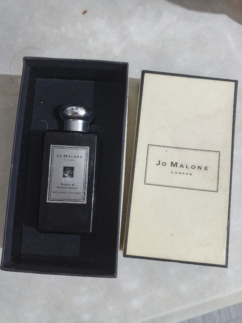 Jo Malone Orris & Sandalwood Cologne Intense (Category: Fragrance & Deodorants) located in Marikina City. Submitted by etzceteraaah (Listing ID 1468990467, Image 1). Description: - Authentic Jo Malone London Orris & Sandalwood Cologne Intense - Size: 100ml (dark bottle with silver cap and label) 50% full - Condition: Like new, sprayed only a couple of times (almost completely full) - Inclusions: Original cream and black presentation box - Scent P