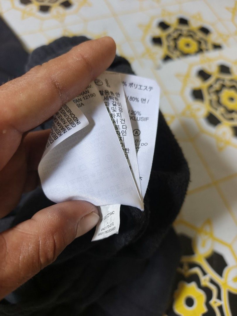 Jordan Air Black Jogger Pants (Category: Joggers) located in Manila. Submitted by yuzthrift (Listing ID 1469087314, Image 3). Description: JORDAN JOGGER PANTS ‎ ‎SIZE : LARGE ‎WAIST : 34 TO 38 ‎LENGTH : 40.5 ‎9.5/20 COLORATE ‎NO ISSUE ‎ ‎300PHP + SHIPPING.
