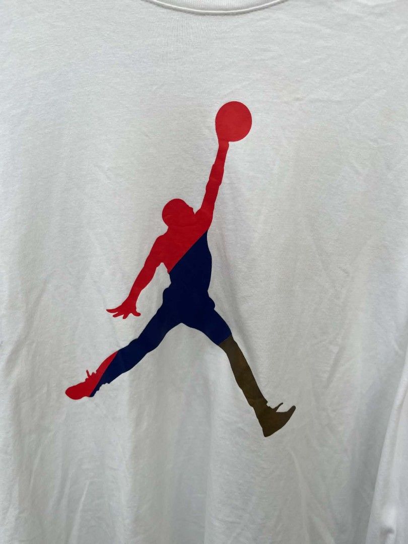 Jordan Big Logo (Category: Tshirts & Polo Shirts ) located in Manila. Submitted by skippypeanut1331 (Listing ID 1468968833, Image 3). Description: 20x27.5 Large Very good condition color rate: 9/10 issue: washable yellow stain.