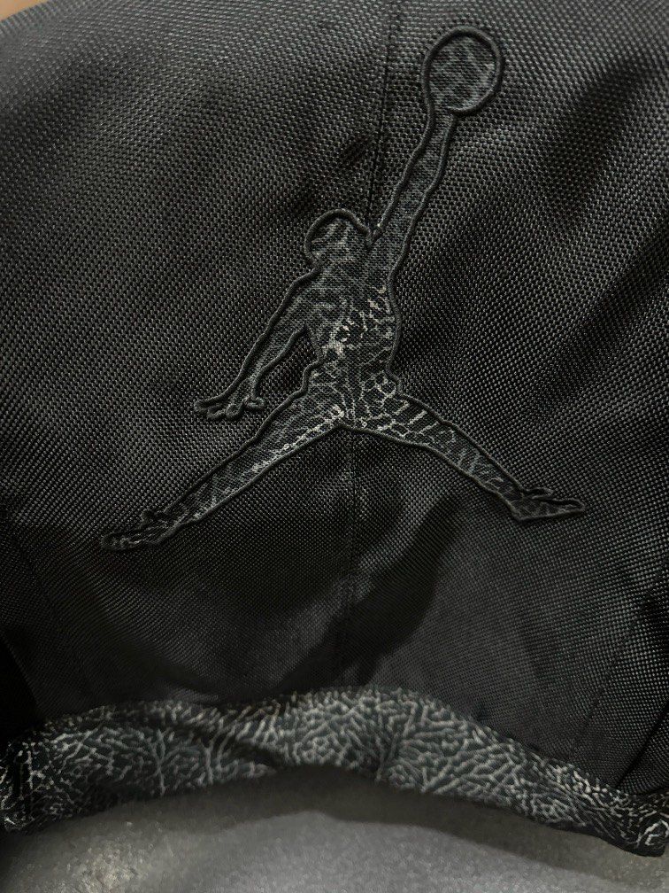 Jordan Drawstring Bag (USED) (Category: Backpacks) located in Manila. Submitted by krystalchewey_ (Listing ID 1469110935, Image 3). Description: Used Actual Photo Posted 400php .