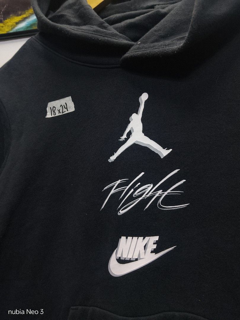jordan hoodie (Category: Coats, Jackets and Outerwear) located in Valenzuela. Submitted by joshwrldselection (Listing ID 1469104384, Image 3). Description: xs - s (youth) very good condition need wash only thrift..