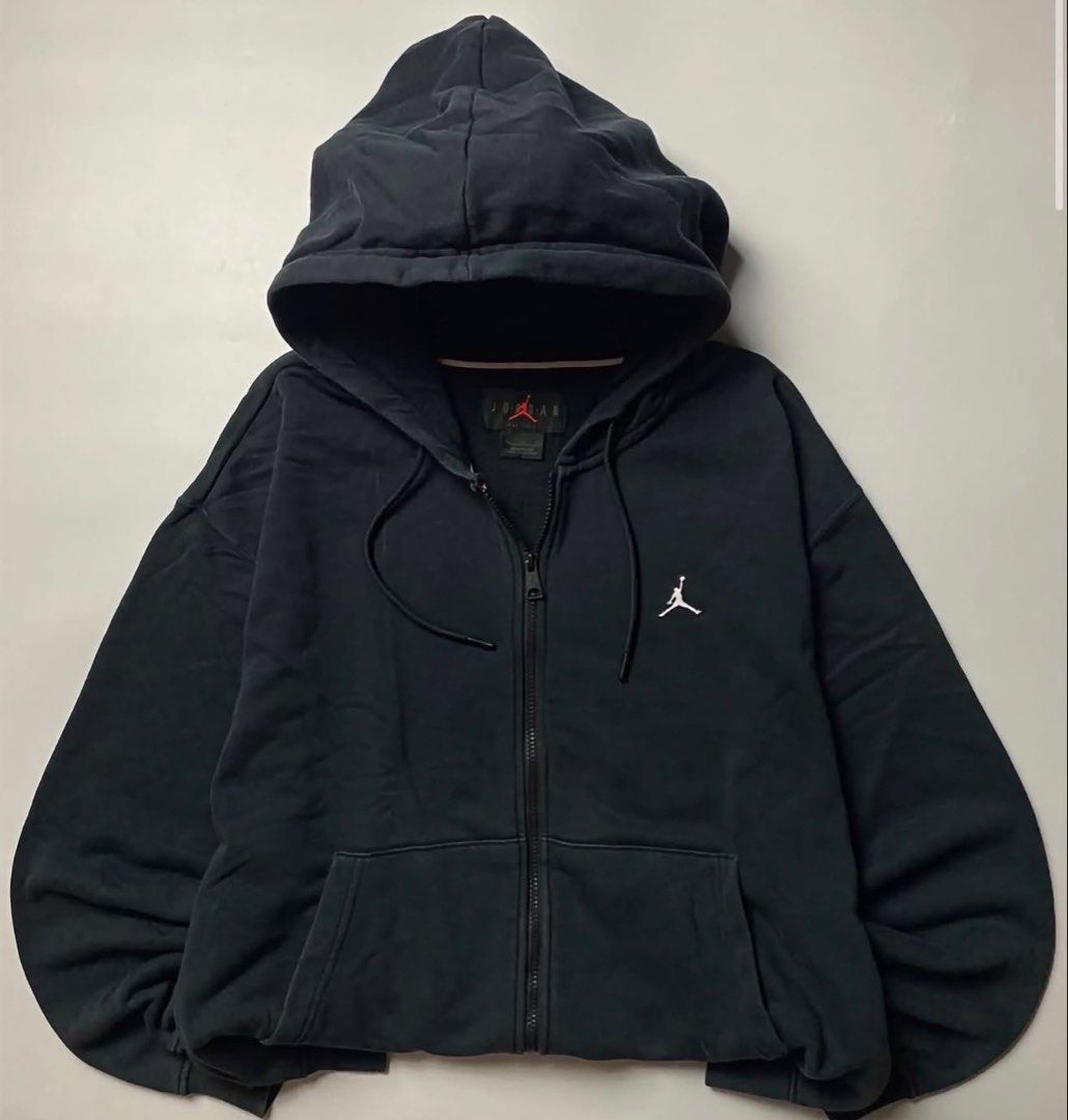 Jordan jacket (Category: Coats, Jackets and Outerwear) located in Manila. Submitted by renzfitfinds (Listing ID 1469158522, Image 1). Description: .