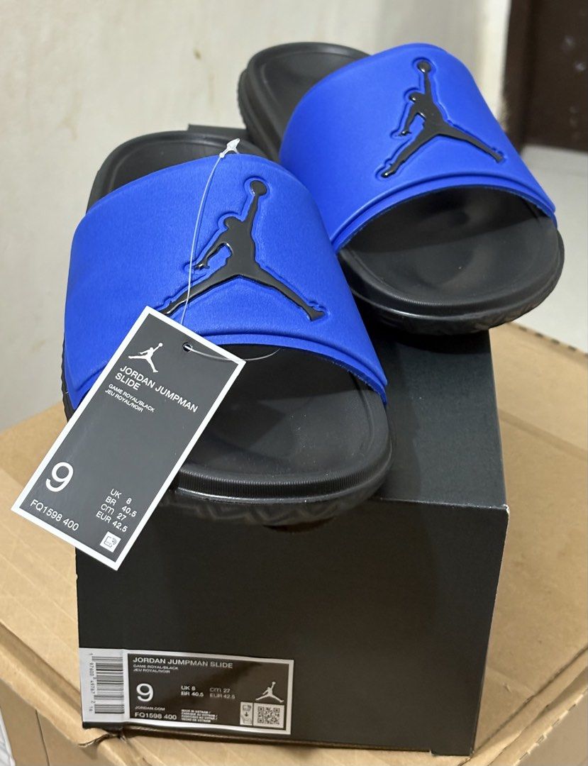 Jordan Jumpman Slide mens US9 (Category: Slippers & Slides) located in Manila. Submitted by shoepatos4u (Listing ID 1469128821, Image 2). Description: Mens us9/42.5cm/27cm Slide in and go. Enjoy the cushioning of thick, lightweight foam for beach days or post-game hangouts. Benefits The soft strap is easy on your foot. Sole has a textured footbed, offering more supportive cushioning. Herringbone pattern on the outsole provides traction. Product d