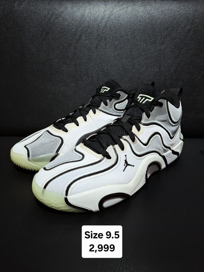 Jordan Tatum 3 Zen (Category: Sneakers) located in Muntinlupa City. Submitted by jcendique (Listing ID 1469132333, Image 1). Description: Jordan Tatum 3 Zen - Size 9.5 US - Used. Good Condition. 2,999 only..