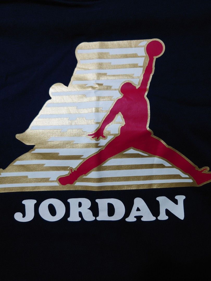 Jordan tshirt thrift (Cut washtag) (Category: Tshirts & Polo Shirts ) located in Paranaque City. Submitted by emzeicool48572 (Listing ID 1469057691, Image 3). Description: Size: Medium to Large (22x28 inch) Material: Cotton Crew Neck Color: Charcoal Black color rate: 9.5/10 Condition: 9.5/10 📍Tambo Paranaque 💸Payment: Pay Maya only 📦🚚 Delivery: Lalamove or j&t (order mo book mo) No return policy Buy at your own risk Don't expect too much from