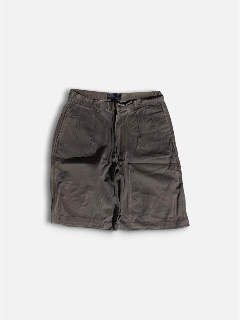 Jorts (Category: Shorts) located in Manila. Submitted by youngvill (Listing ID 1468797749, Image 1). Description: MATAGAL LANG NA TAGO SA DRAWER KAYA LUKOT LUKOT HEHE - Color: washed gray - Closure: Button waist - Pockets: side pockets - Condition: Clean, no major flaws - Ideal for: Streetwear outfits.