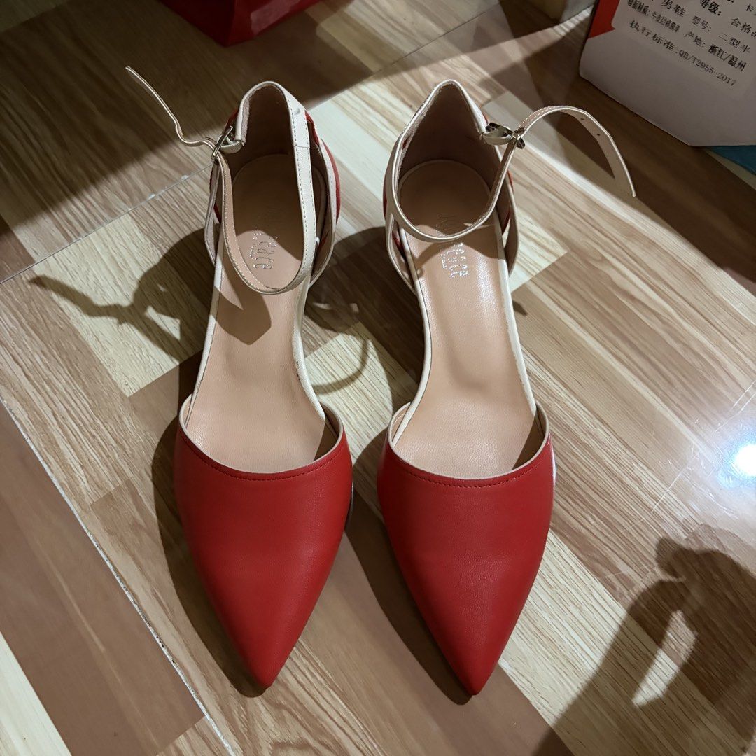 Joy & peace italy pointed toe heels block heels (Category: Heels) located in Baguio. Submitted by suffering (Listing ID 1469120256, Image 2). Description: Baguio .