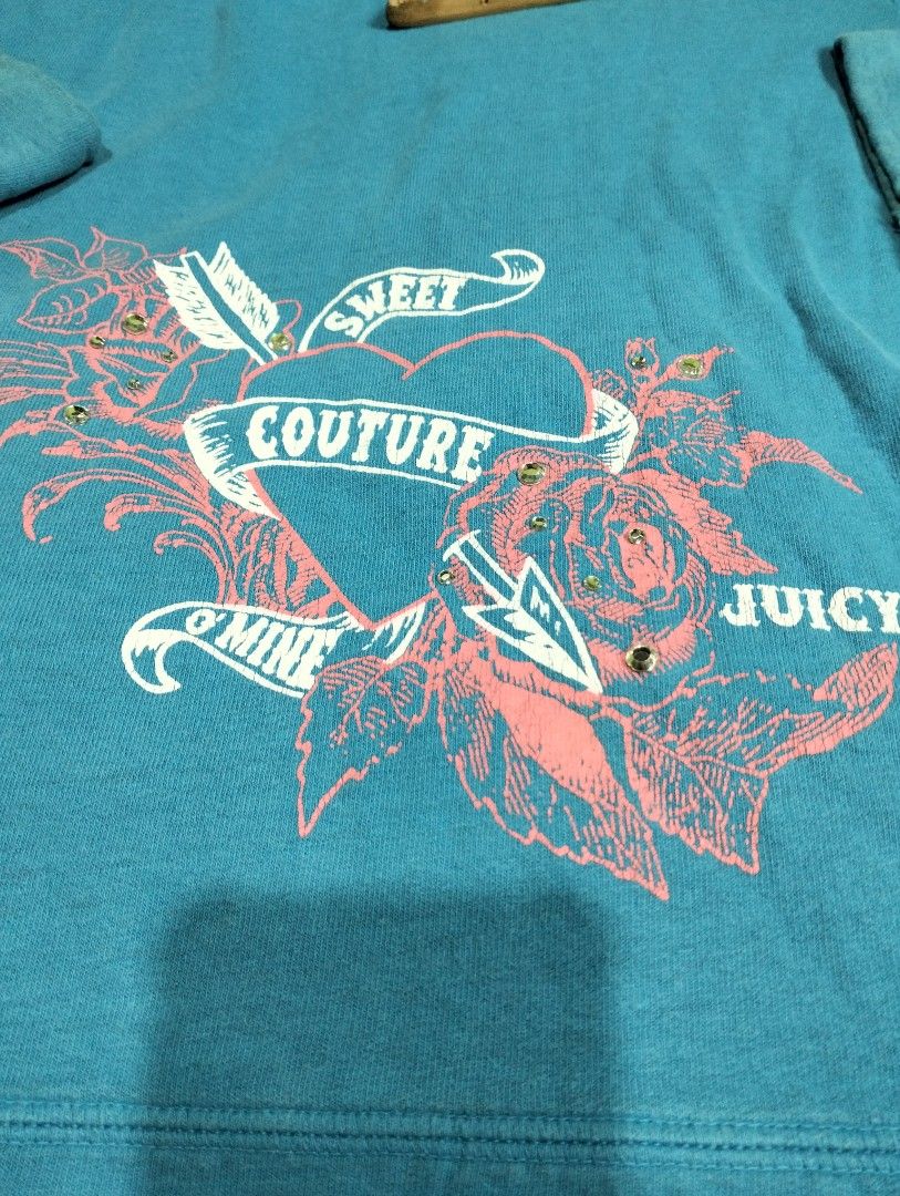 Juicy Couture (Category: Coats, Jackets and Outerwear) located in Taguig. Submitted by conniemdcruz (Listing ID 1468937263, Image 3). Description: juicy Couture 20x23.5 issue:1 penhole good condition 500.