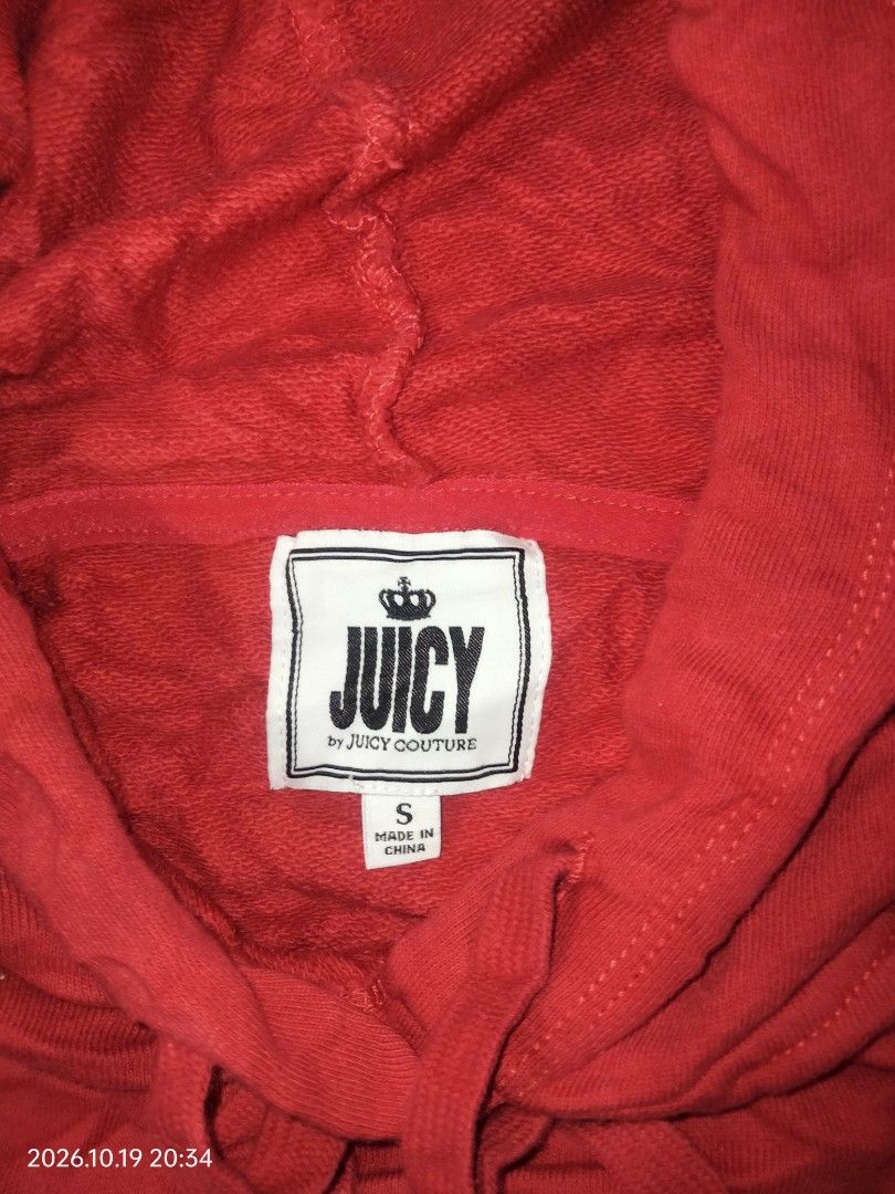Juicy couture (Category: Coats, Jackets and Outerwear) located in Caloocan City. Submitted by haruconcep52476 (Listing ID 1469080071, Image 2). Description: Dimensions W20×L22 Good condition Color rate 10 No issue Fresh from bale.
