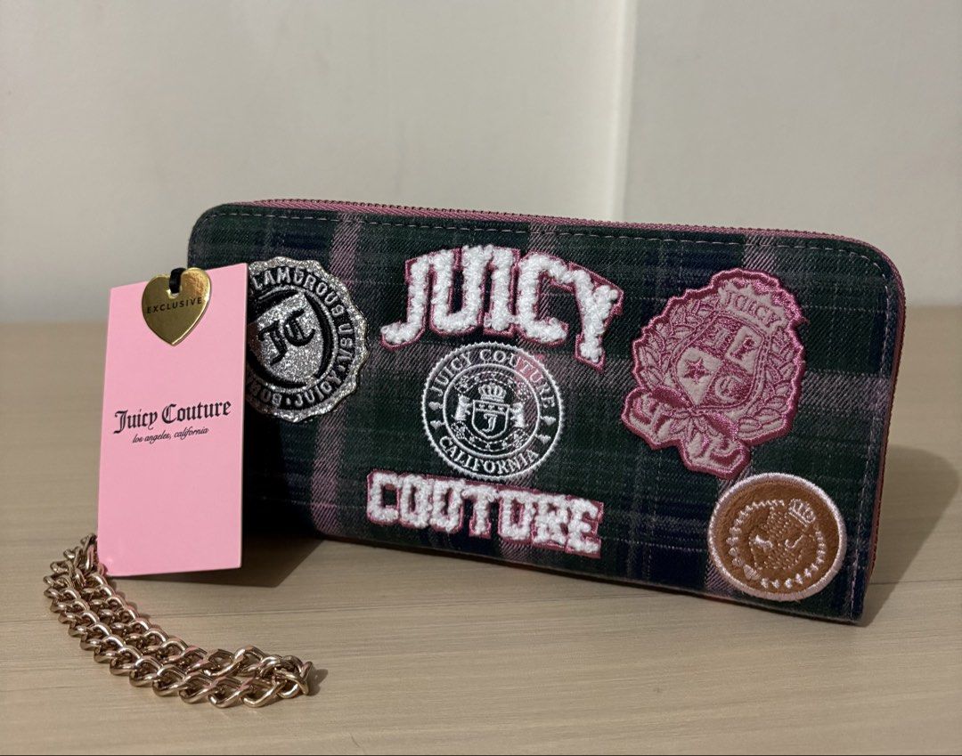 Juicy Couture Varsity Large Zip Around Wallet (Category: Wallets & Card holders) located in Cavite. Submitted by chubbsavenue (Listing ID 1469156515, Image 2). Description: .