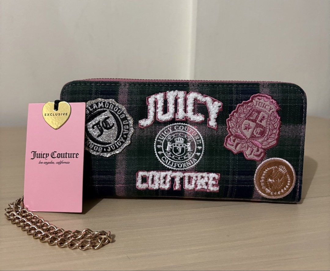 Juicy Couture Varsity Large Zip Around Wallet (Category: Wallets & Card holders) located in Cavite. Submitted by chubbsavenue (Listing ID 1469156515, Image 1). Description: .