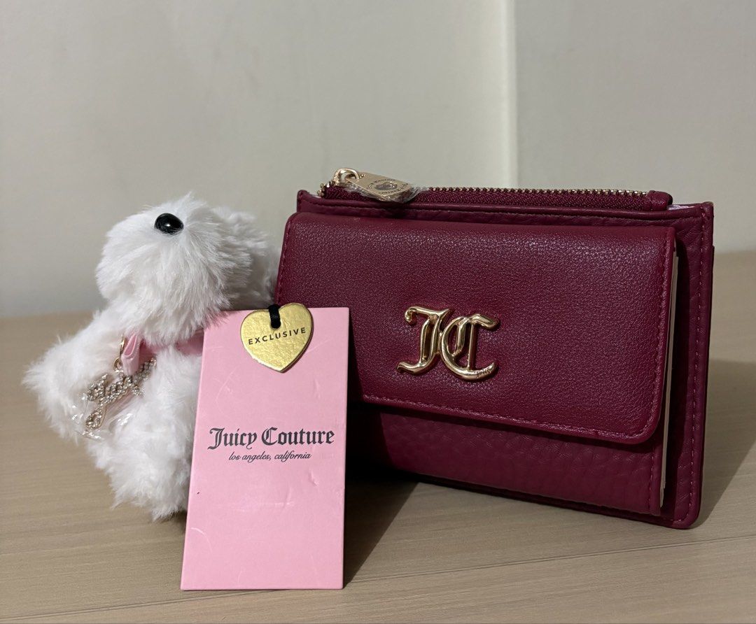 Juicy Couture Wallet with Dog Charm (Category: Wallets & Card holders) located in Cavite. Submitted by chubbsavenue (Listing ID 1469156673, Image 2). Description: .