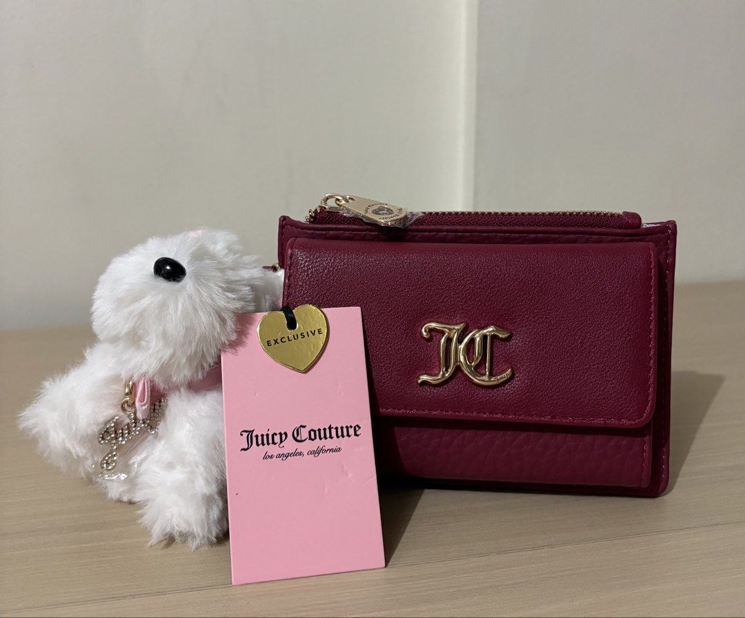 Juicy Couture Wallet with Dog Charm (Category: Wallets & Card holders) located in Cavite. Submitted by chubbsavenue (Listing ID 1469156673, Image 1). Description: .