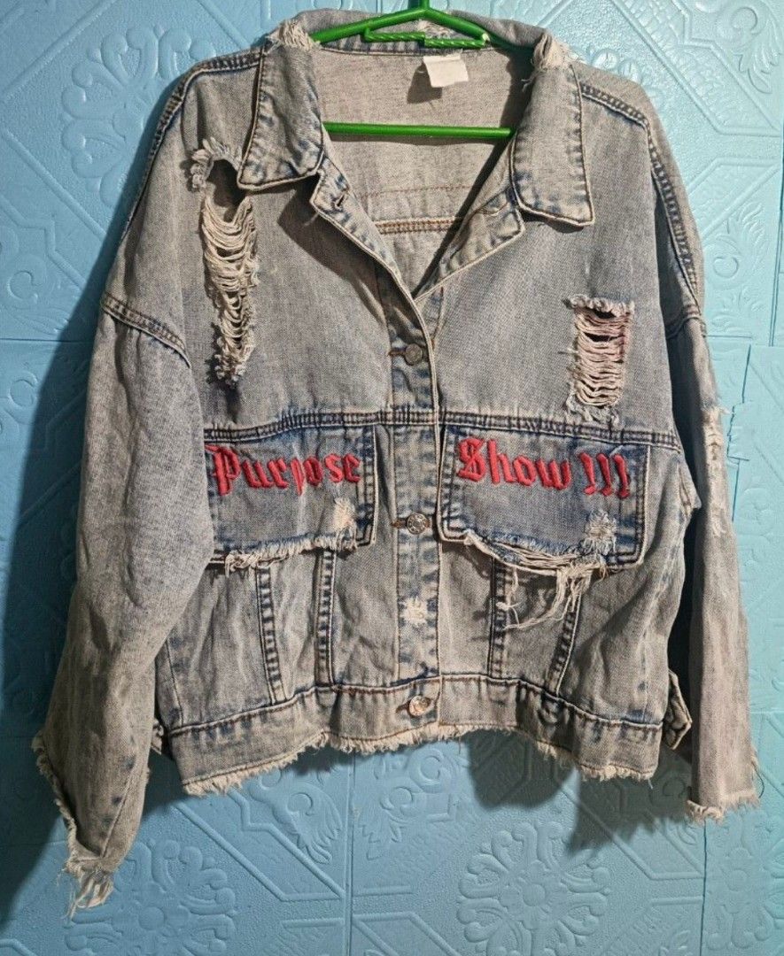 JUSTIN BIEBER PURPOSE TOUR DENIM JACKET (Category: Coats, Jackets and Outerwear) located in Quezon City. Submitted by zoesmithshop (Listing ID 1468963791, Image 1). Description: PURPOSE DENIM JACKET UNISEX SIZE- LARGE TO XL GOOD CONDITION ACID WASH.