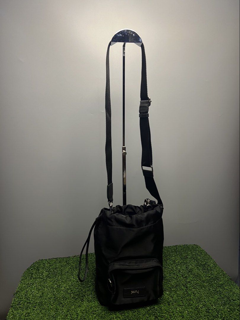 JUUN.J - NYLON BUCKET BAG (Category: Sling Bags) located in Bacolod City. Submitted by timelessbyjosh (Listing ID 1469111104, Image 2). Description: BEST FOR CASUAL OUTFITS SIZE : F ACTUAL COLOR : BLACK COLOR RATE : 9. 5 OUT OF 10 CONDITION : EXCELLENT MATERIAL : 100 % NYLON ( OUTERSHELL ) MADE IN : FLAWS : NONE DIMENSIONS LENGTH - WIDTH - MEASUREMENT TAKEN WHILE LAYING FLAT..
