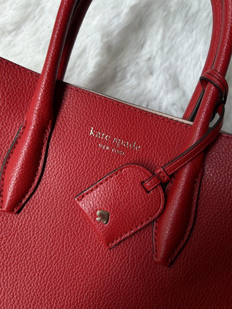 Kate Spade Eva Small Zip Top Satchel (Category: Tote Bags) located in Quezon City. Submitted by commonwealthpickerph (Listing ID 1469058673, Image 3). Description: Kate Spade Eva Small Zip Top Satchel - In good condition - Check pic to see details - Need wash - Has sign of used - Issue: Minor peeling and missing sling .