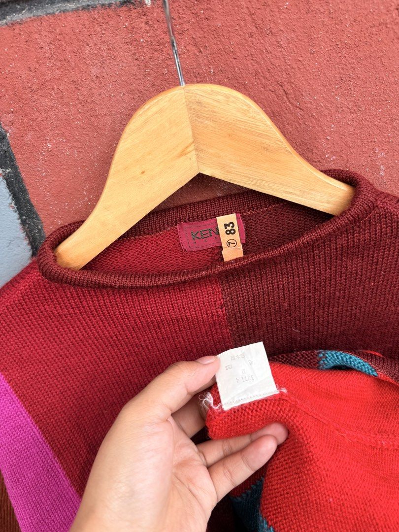 Kenzo (Category: Coats, Jackets and Outerwear) located in Baguio. Submitted by mardimercredi14 (Listing ID 1469046052, Image 3). Description: 🔥 Kenzo Dimensions: 19*24 Condition: excellent Color Rate: 10 ❌ none.