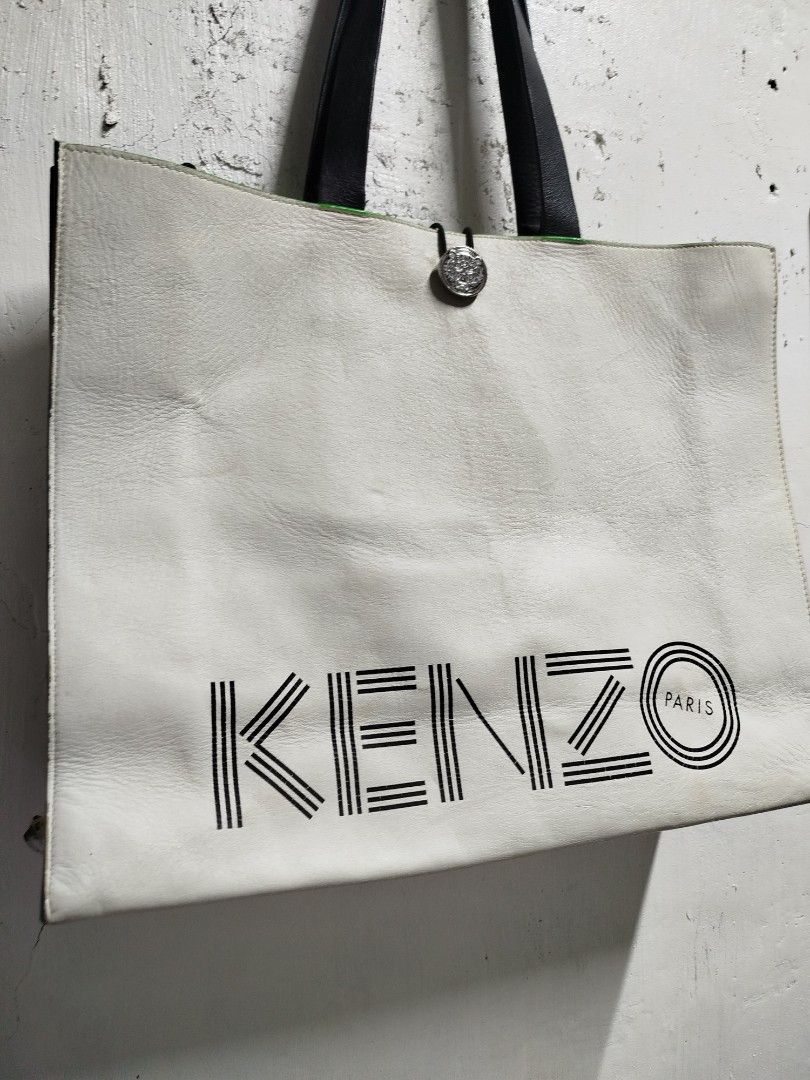 KENZO X H&M LEATHER TOTE BAG (Category: Luxury Bags & Wallets) located in Bayombong. Submitted by Gentlemans_ClosEt (Listing ID 1468939098, Image 3). Description: KENZO X H& M LEATHER TOTE BAG DIMES: 14 X 17 X 5.5 EXCELLENT CONDITION NO ISSUES.