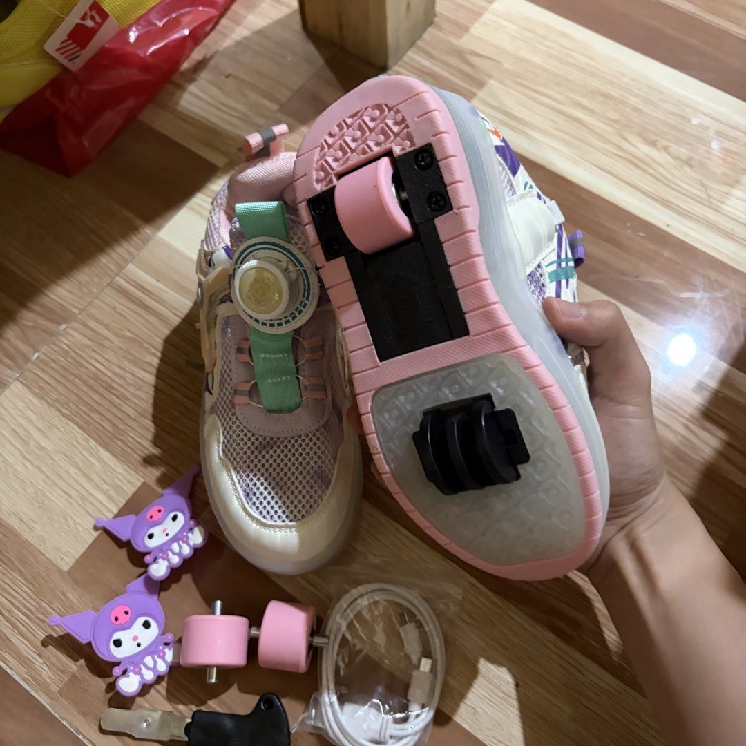 Kids skating rubber shoes (Category: Babies & Kids Fashion) located in Baguio. Submitted by suffering (Listing ID 1469127372, Image 2). Description: Size 31.