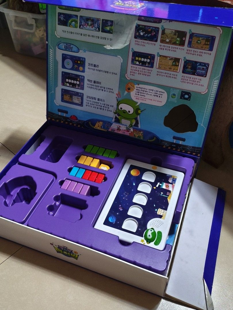 Kids toys (Category: Kids Toys) located in Las Pinas. Submitted by dnbrbnt (Listing ID 1469017258, Image 1). Description: incomplete na siya but still in like new condition loc. las piñas.