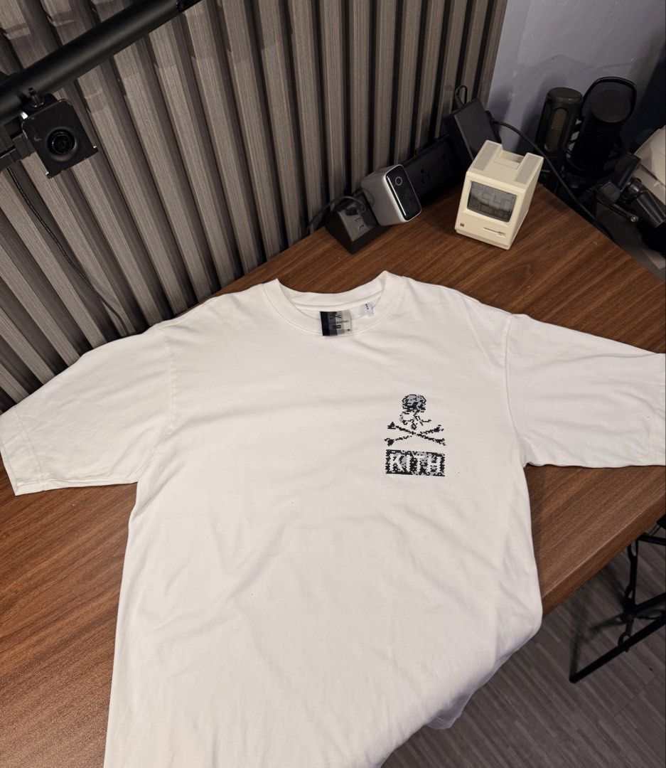 Kith X Mastermind (Category: Activewear) located in Bulacan. Submitted by jomar_0705 (Listing ID 1468960200, Image 3). Description: Kith X Mastermind Xs on tag W20 L26.5 As new Issue bids.