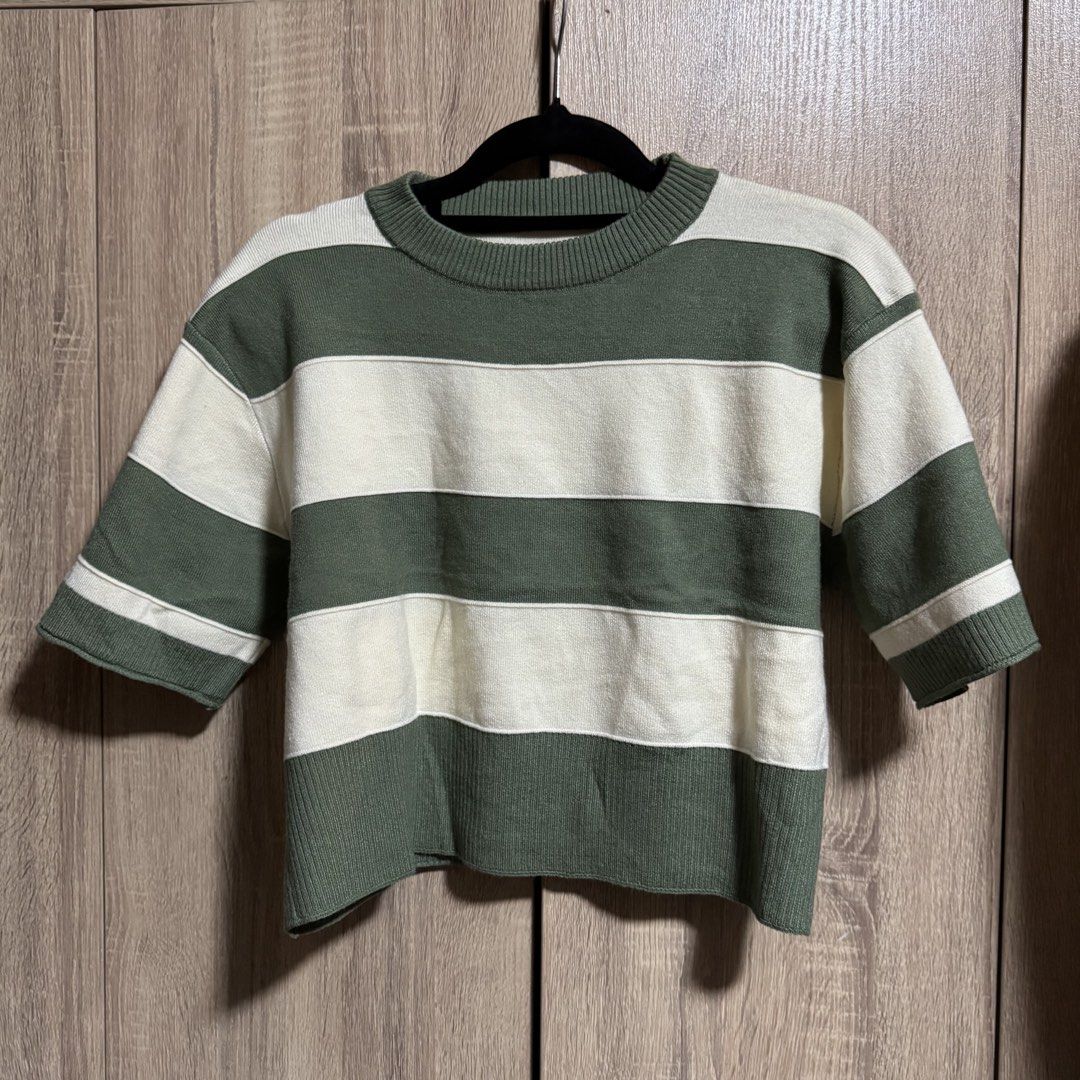 Knitted Stripes Crop Top (Category: Shirts) located in Quezon City. Submitted by lovethepreloved_finds (Listing ID 1469052664, Image 2). Description: ✔️Item is good as new, never used. ✔️Can fit small to medium. ✔️Lightweight knitted and not too hot to wear. ₱150 each..
