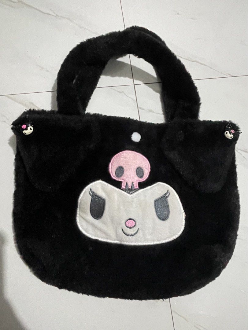 Kuromi bags (Category: Babies & Kids Fashion) located in Naga. Submitted by anbl1004 (Listing ID 1469129576, Image 3). Description: 380 for both no flaws .