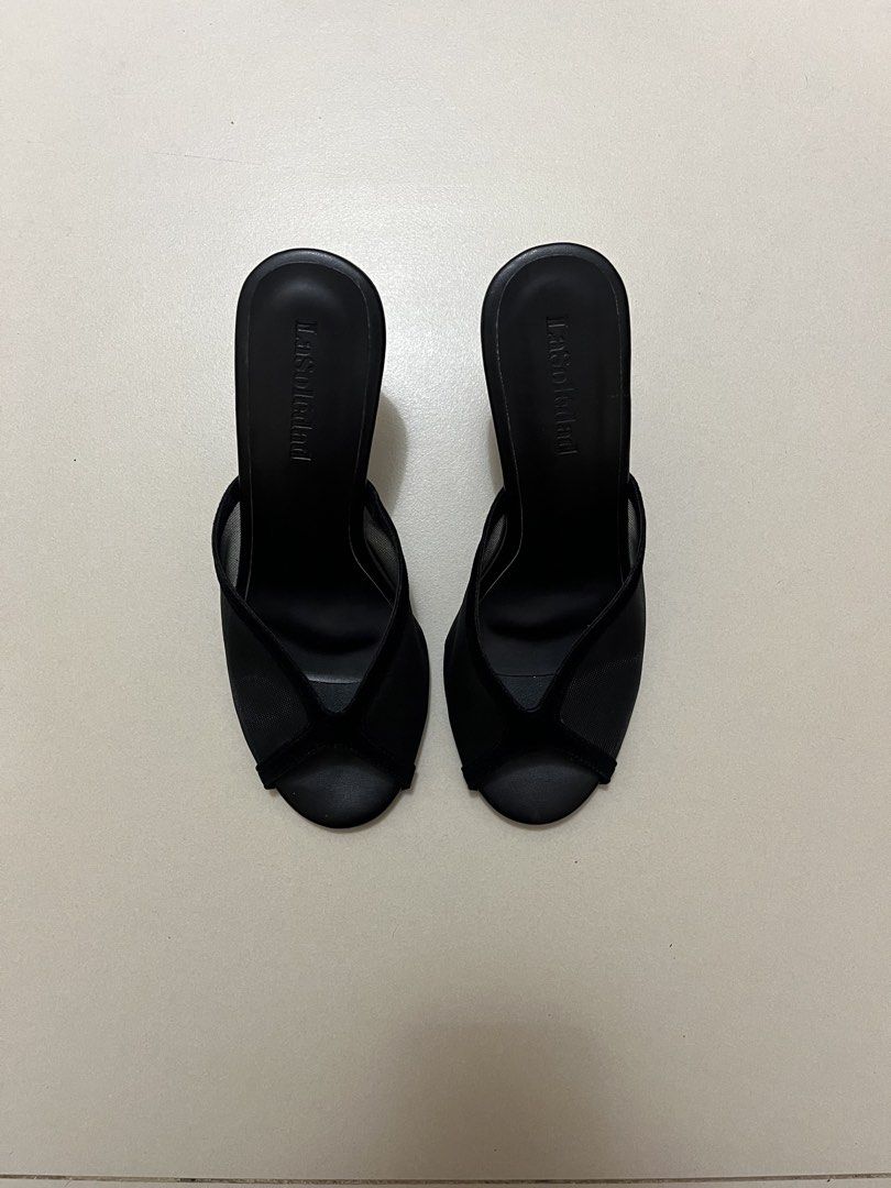 La Soledad Studios The Naples Black Mesh Peep Toe Heels Size 7 (Category: Heels) located in Makati City. Submitted by samsafsav (Listing ID 1469068576, Image 1). Description: - Size: 7 (see size chart, last photo) - Reason for Selling: Size runs a bit small for my size 7, wide feet. I was able to wear it a handful of times though! - Condition: Minor wear on bottom soles from previous use..