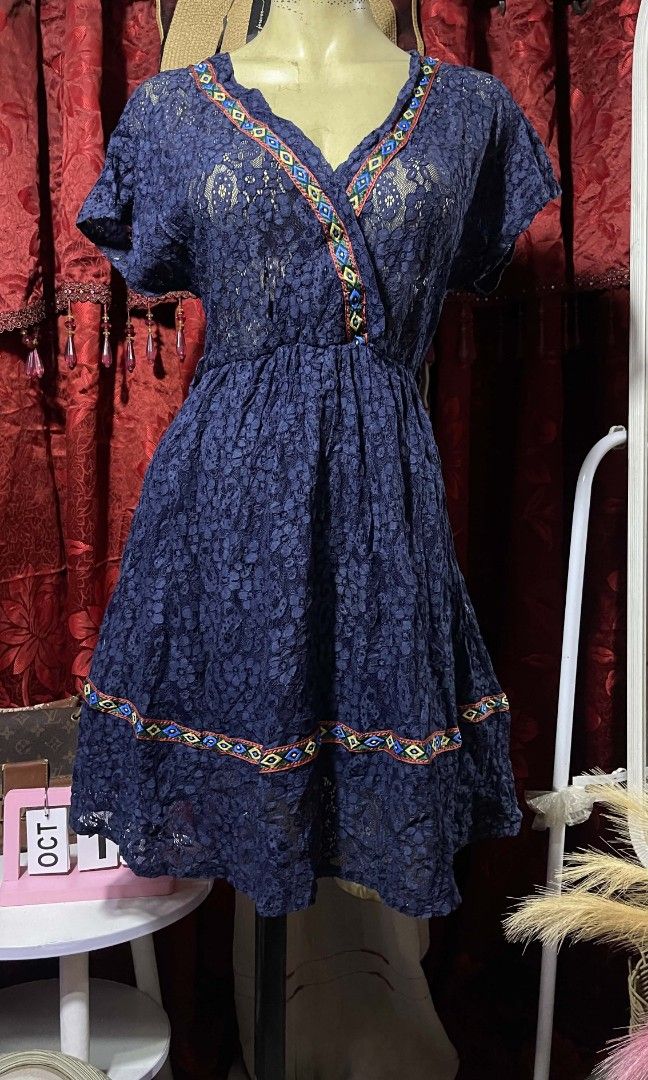 Lace dress (Category: Dresses) located in Manila. Submitted by wheneity67thifted (Listing ID 1468986069, Image 1). Description: .
