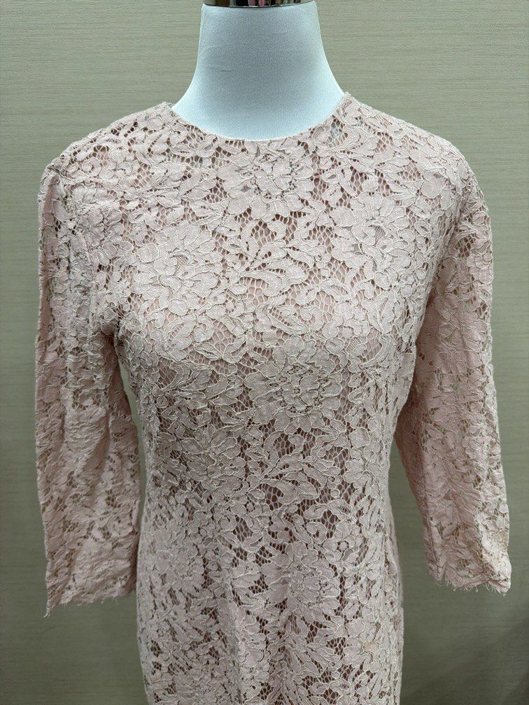 Lace Midi Dress Blush Pink (Category: Evening dresses & gowns) located in Quezon City. Submitted by shoppingcartmnl (Listing ID 1468941793, Image 2). Description: .