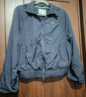 (Category: ) located in . Submitted by sashasarisarishoppe (Listing ID 1469012835, Image 1). Description: .