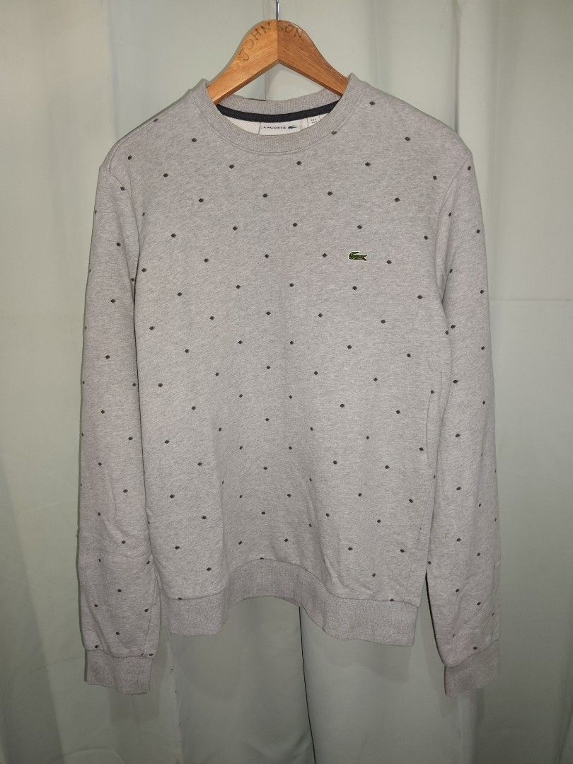 Lacoste Sweatshirt 🔥 (Category: Coats, Jackets and Outerwear) located in Tabaco. Submitted by thrifttobecool (Listing ID 1469158560, Image 1). Description: Very Good Condition 💯 9.6/10 Color Rate 💯 21 Width 📌 26 Length 📌 Medium ✅ 450 ✅ + sf 📌 Location Bicol ✅.