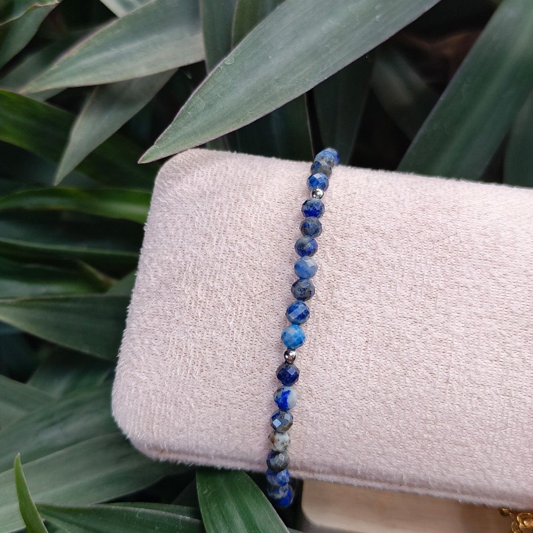 Faceted Lapiz Lazuli (Category: Bracelets) located in Manila. Submitted by enchantra_gems (Listing ID 1469116200, Image 3). Description: FACETED LAPIS LAZULI BRACELET Royal Blue Elegance • Wisdom • Inner Confidence ✨ SYMBOLIC MEANINGS 💙 Wisdom & Knowledge 🌌 Inner Peace & Self-Awareness 🗣️ Honest Communication ✨ Confidence & Personal Growth Wear it as a reminder to trust your inner wisdom and express yourself with confidence. 📿 Bead Size: 4mm 