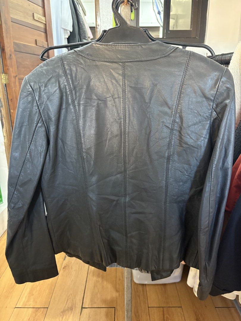 Leather Jacket (Category: Coats, Jackets and Outerwear) located in Tuba. Submitted by thebag-oh (Listing ID 1468935825, Image 3). Description: Gran Joue Brand Made in korea Size: small to semi med Genuine Leather, cowhide leather Bust- 34in Arm- 12in Shoulder-16in L-21in Issue: missing 1 button.