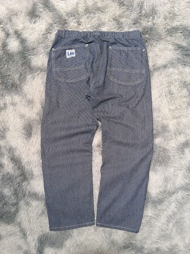 LEE stripe pants (Category: Jeans) located in San Carlos City. Submitted by wilburstthriftstore (Listing ID 1468991142, Image 3). Description: Lee Pants Size Medium Waist 31-34 Length 35 Hem 7½ No issue Need wash ₱400 + sf.