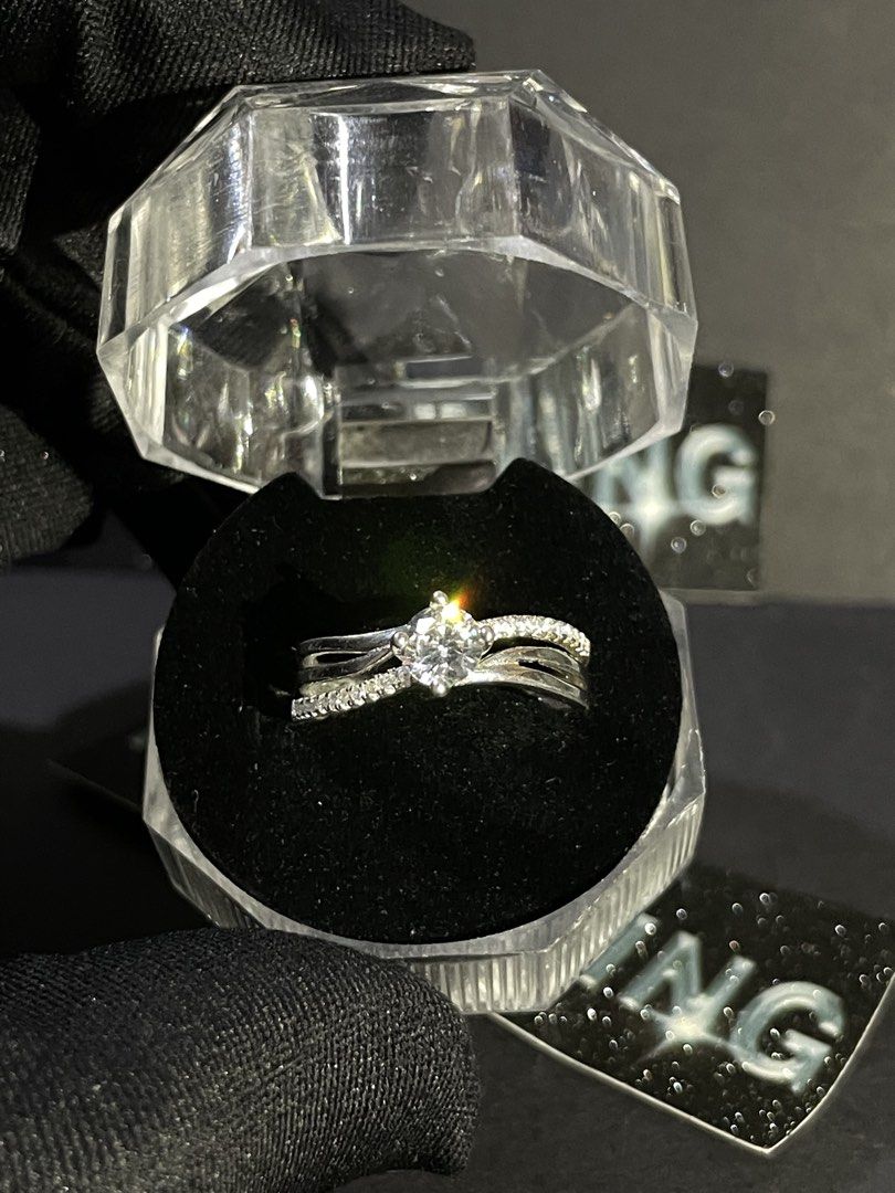 Legit 925 Silver Italy Ladies Ring (Category: Rings) located in Mandaluyong City. Submitted by vastwhale-06ee (Listing ID 1469153166, Image 2). Description: Brand new ladies ring With Free paper bag, case & ustickers Legit 925 silver italy with zirconia stone .