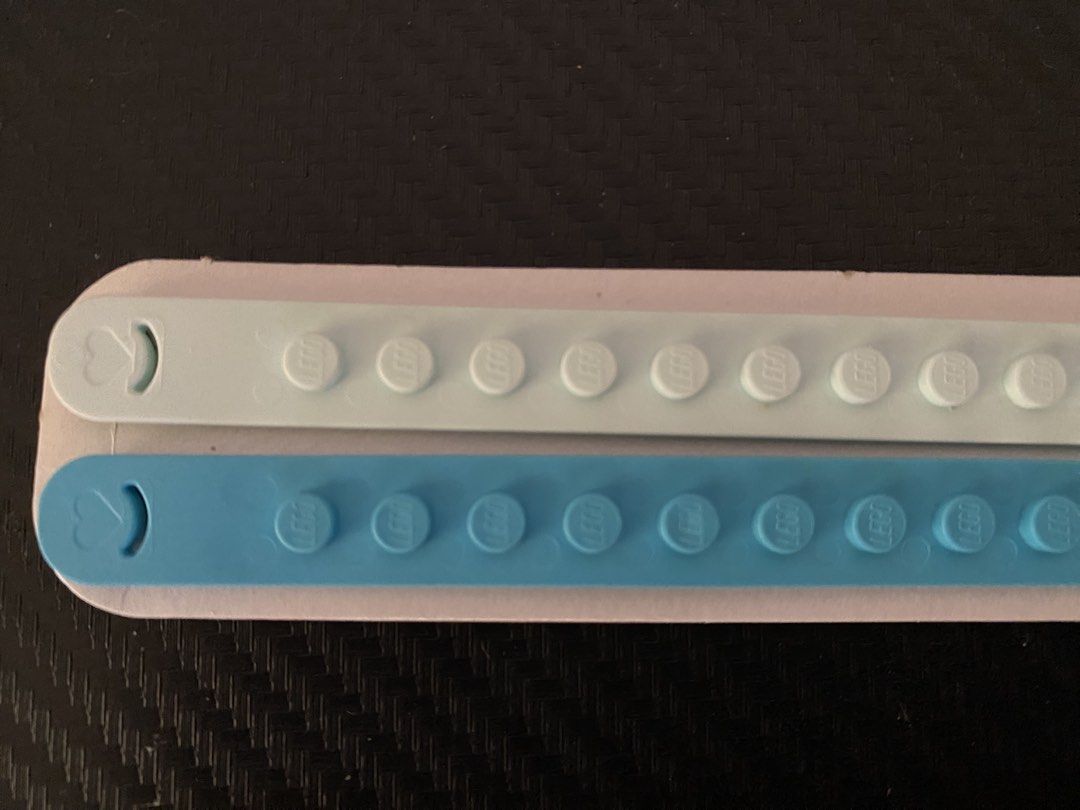 LEGO DOTS Monster Mega Pack Bracelet (Category: Lego & Building Sets) located in Antipolo. Submitted by itsklaus (Listing ID 1468999188, Image 3). Description: LEGO DOTS Monster Bracelet Set (Model 41923) Used blue strap, never used mint green strap 8/10 Loc: antipolo Mop: gcash Del fee to be shouldered by buyer.