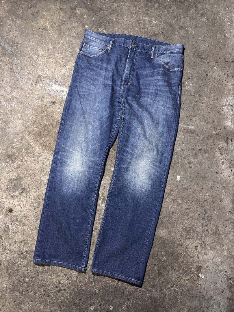 Levis 505 Jeans (Category: Jeans) located in Pasig City. Submitted by dripthrift1600 (Listing ID 1469074792, Image 1). Description: - Levi’s 505 Jeans - Excellent Condition - Issue: None - Dimes: 36x41x8.